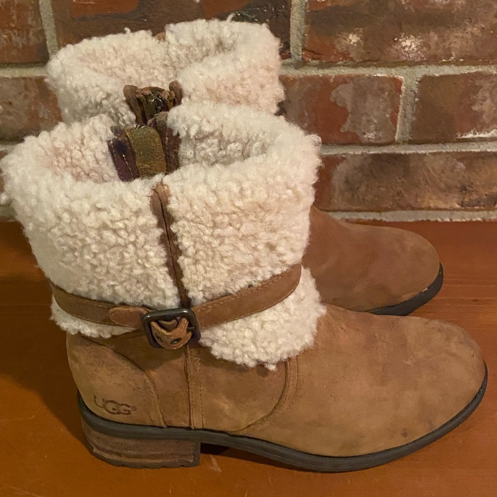 UGG BLYRE ll - Picture 2 of 9